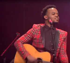 Travis Greene - Be Still